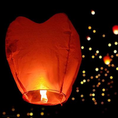 Небесный фонарик красный в виде Сердца - Цена: 450 р. - Фото 1