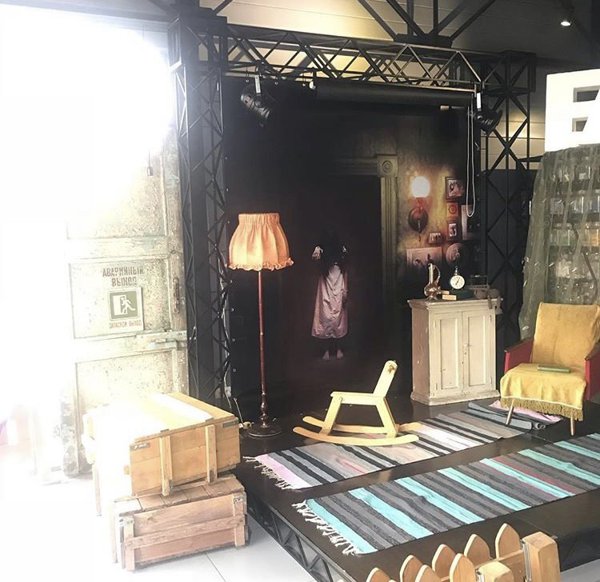 Хэллоуин  в магазине "Бабах"