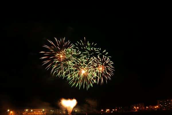 ОТКРЫТИЕ СТАДИОНА В Г. АЧИНСКЕ ЗАВЕРШИЛОСЬ ФЕЙЕРВЕРКОМ