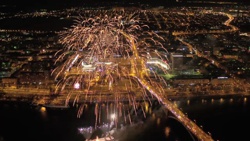 Фейерверк 9 мая 2017 в Красноярске - Фото 5