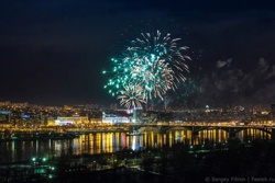 ГРАНДИОЗНЫЙ САЛЮТ ПОБЕДЫ В КРАСНОЯРСКЕ - Фото 8